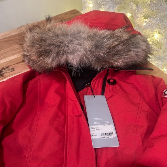 CANADA GOOSE NEVER BEEN WORN ROSSCLAIR PARKA - Picture 4 of 4